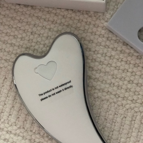 Gua sha Massager NIB - Picture 5 of 7